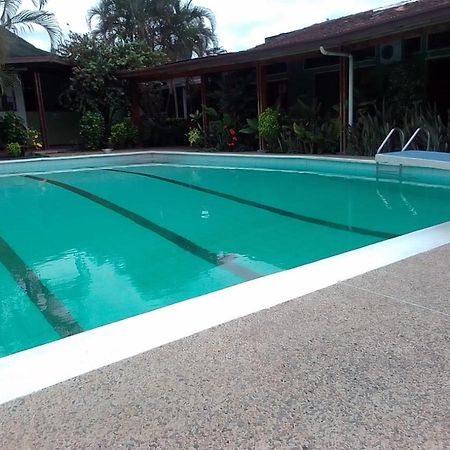 Hotel Santa Helena Leticia Luaran gambar